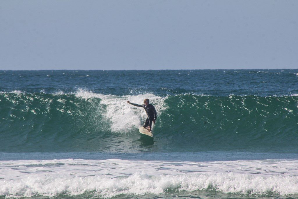 Gay Surf Brazil reunirá amantes LGBT do surfe na Praia do Rosa, em Imbituba, Santa Catarina