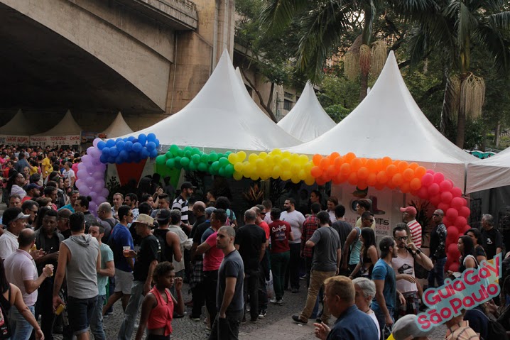 16ª Feira Cultural LGBT toma conta do Vale do Anhangabaú, três dias da Parada do Orgulho LGBT de São Paulo
