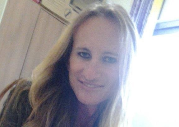 A consultora de cosméticos transexual Jennifer Célia Henrique foi morta nos Ingleses, em Floripa