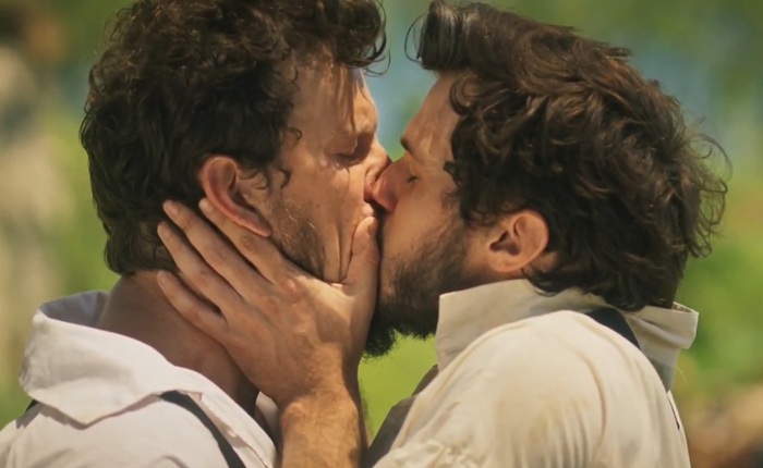 Público reclama de final de casal gay em 'Dona Beja'