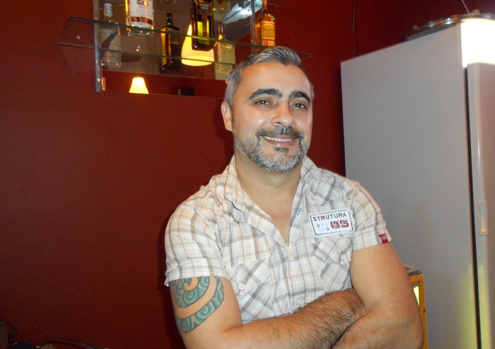 Jonas Viana, do Bar Jonas 570, de Floripa: bares gays