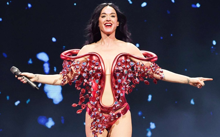 Turnê de Katy Perry tem exibição nos cinemas nesta quarta