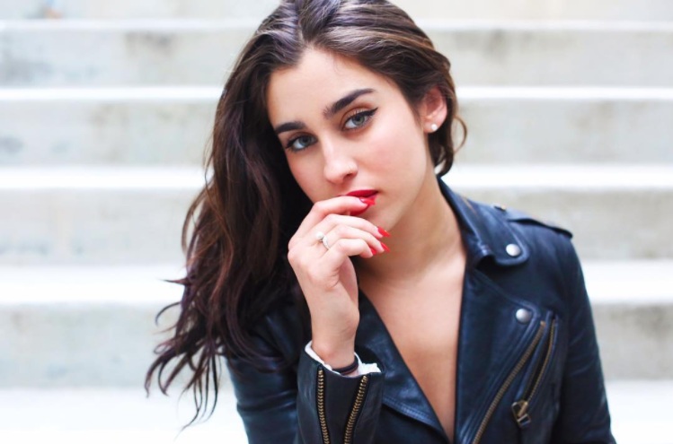 Lauren Jauregui, do Fifty Harmony, se assume bissexual