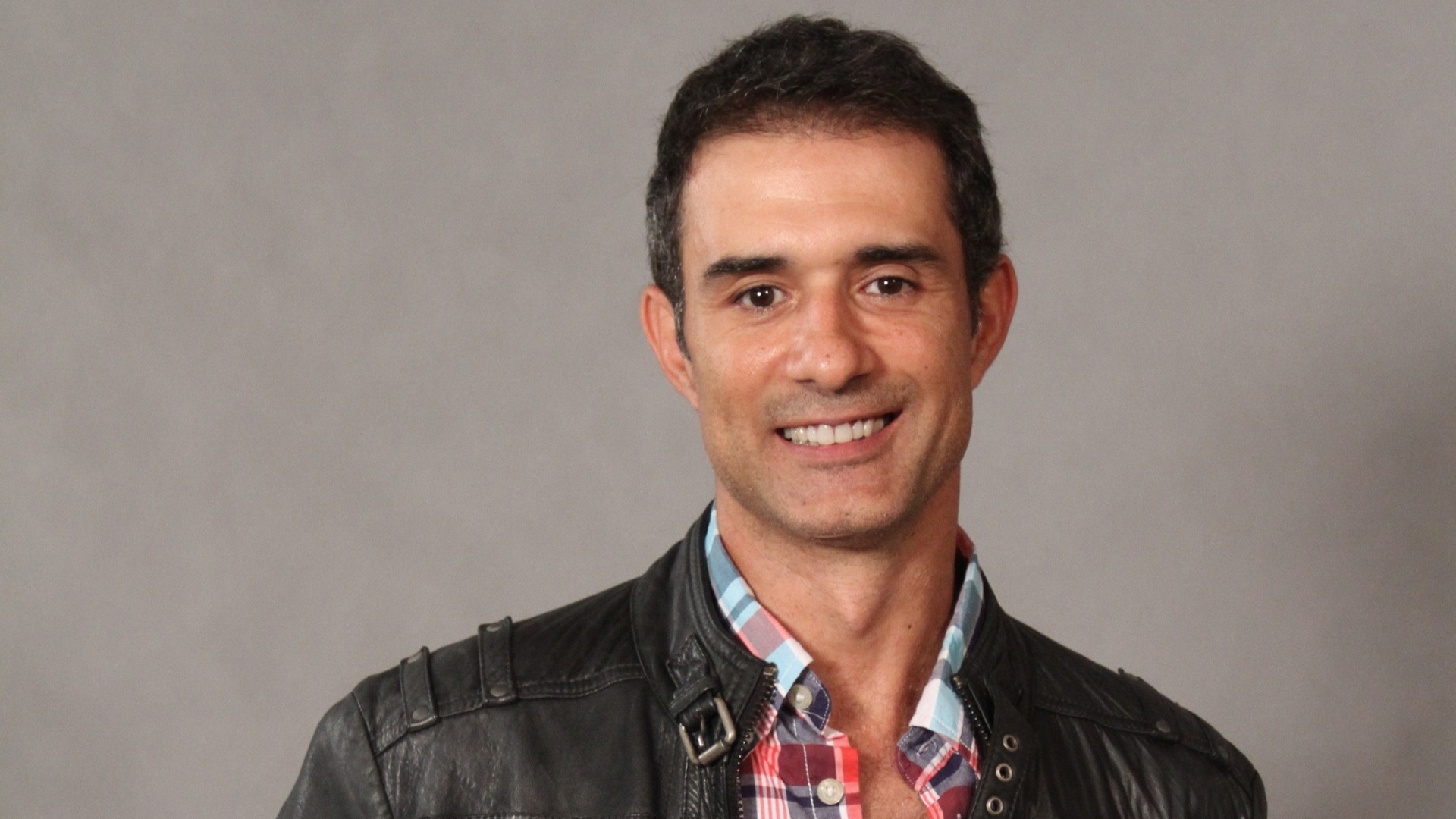 Marcos Pasquim viverá homossexual enrustido em 'Babilônia'