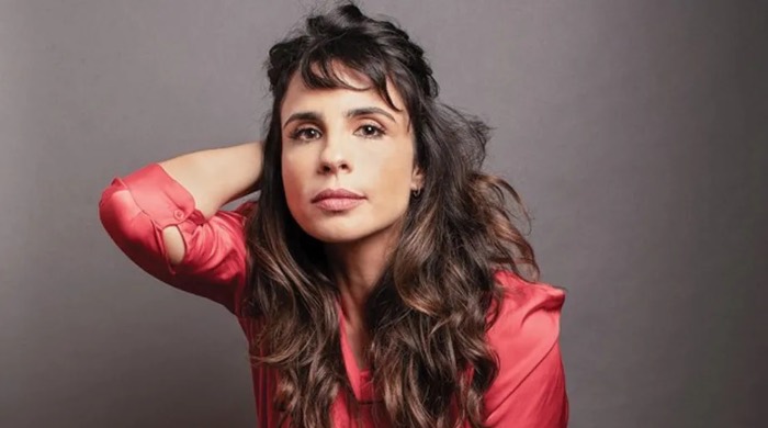 Atriz Maria Ribeiro admite ter mentido ser bissexual e explica razão