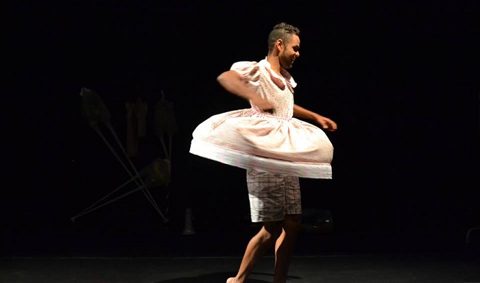 Coletivo Cultural Sankofa - grupo apresenta peça LGBT na casa do espectador na Zona Leste de São Paulo
