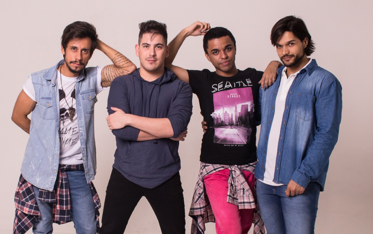 Noites de Verão - O Musical: peça gay conta história adaptada de Shakespeare ao som de Britney Spears
