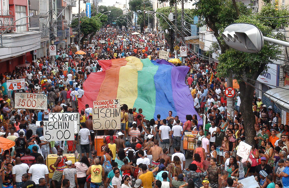 Parada LGBT da Bahia faz vaquinha virtual para ajudar no custeio do evento