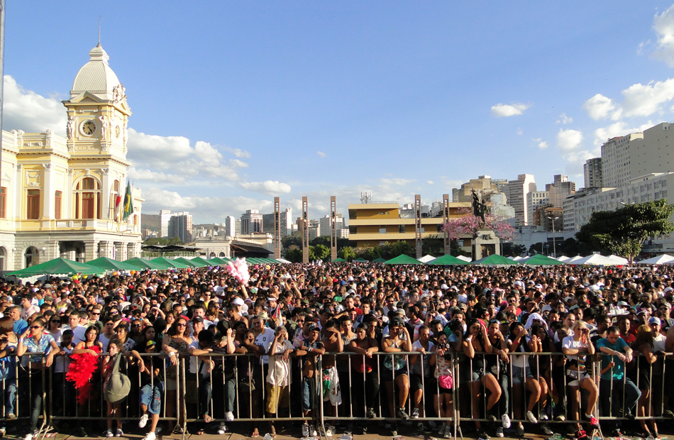 Confira programação da 19ª Parada LGBT de BH