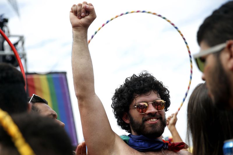 parada lgbt rio copacabana 2017