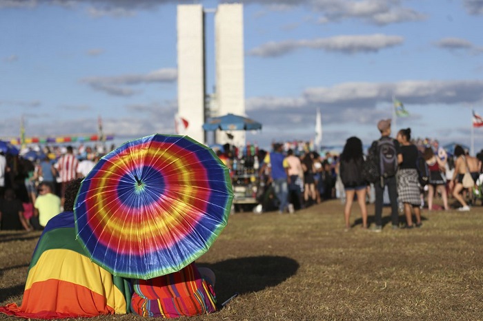 pesquisa paradas lgbt brasil vozes arco-íris welton trindade