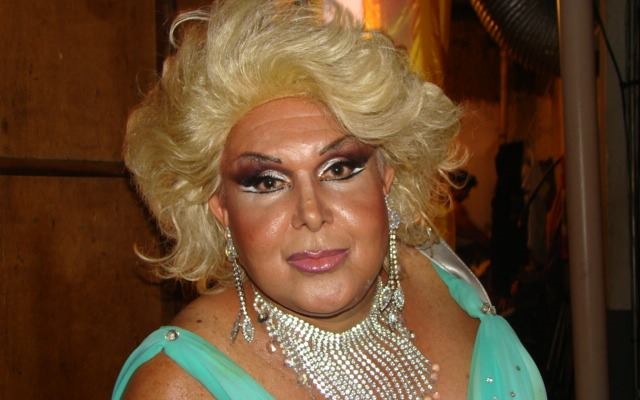 Paulinho 80, dono do bar gay Queen, morre em São Paulo