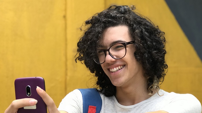 Pedro Vinícius, intérprete de Michael, é gay e já sofreu homofobia