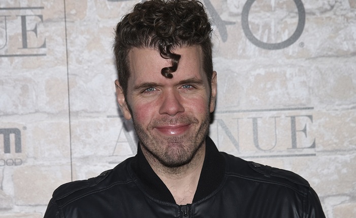 Perez Hilton segue internado e precisará passar por cirurgia