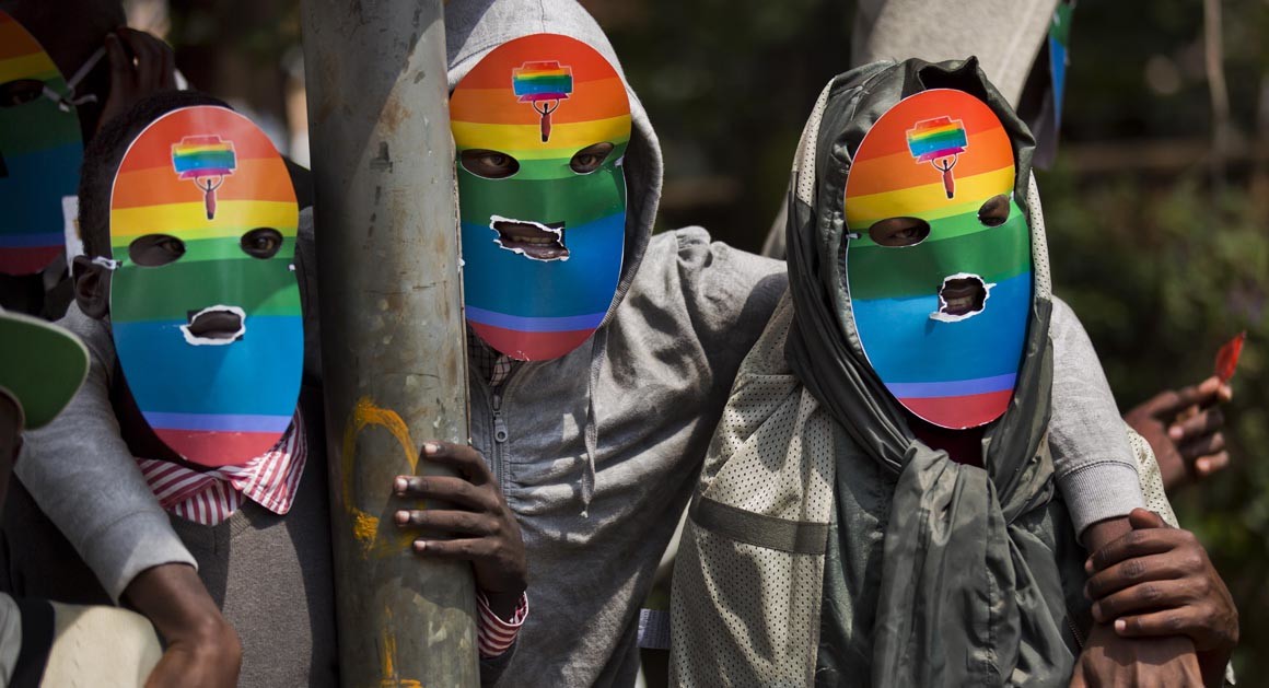 No Quênia, chantagistas forjam situações com homens gays