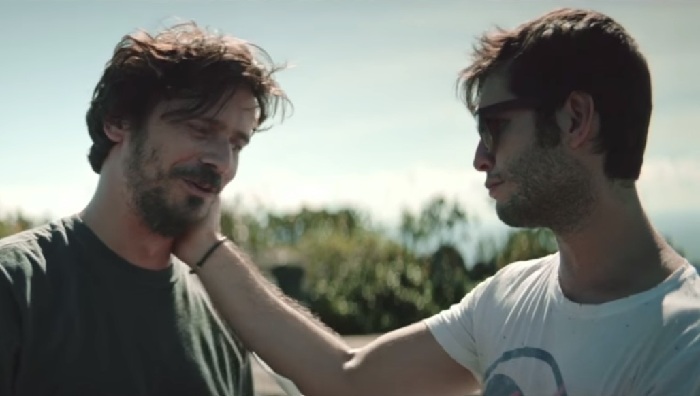 Renault do Brasil faz comercial sobre saída do armário: gay se assume para os amigos