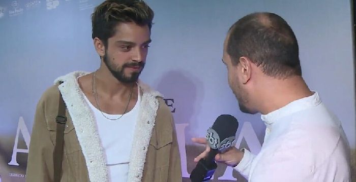 Com elenco LGBT, série brasileira falará sobre aids nos anos 80 - Guia Gay  São Paulo