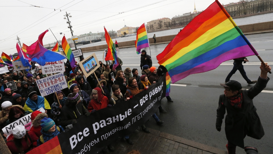 Abaixo-assinado pede que Brasil dê asilo para gays da Chechênia