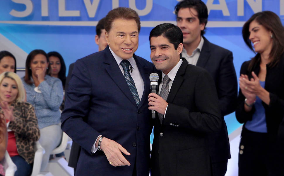 Silvio Santos diz que se fantasiaria de mulher no carnaval de Salvador