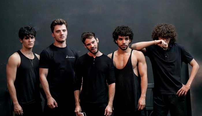Somos Tão Jovens fala de homossexualidade e primeira transa. Foto: Laércio Luz