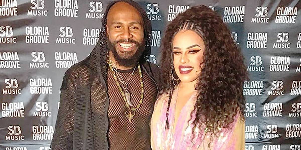 Taiguara Nazareth diz sofrer homofobia após beijo em Gloria Groove