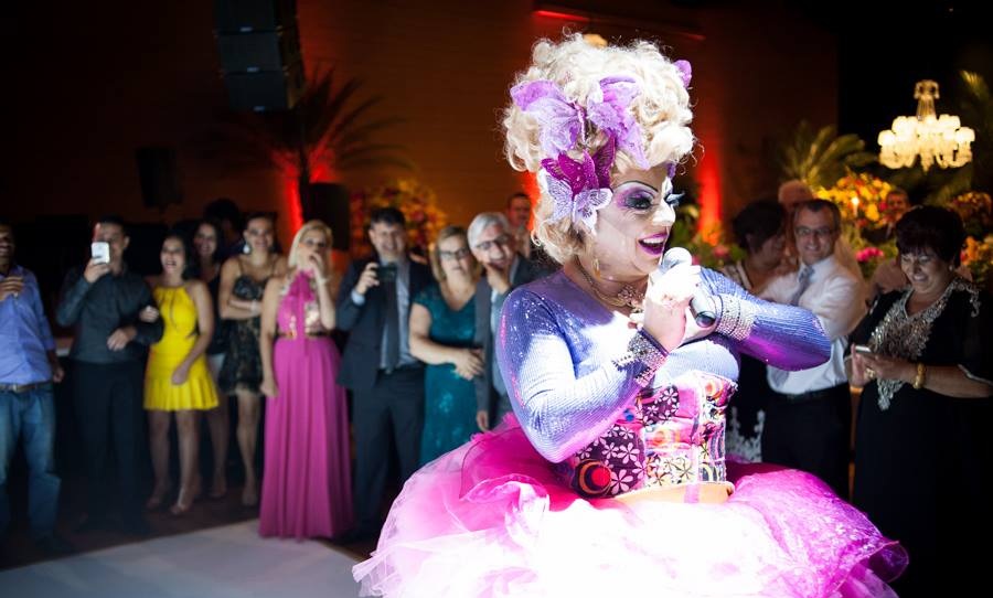Tchaka Drag Queen fará apresentação da festa de Réveillon 2017 na Avenida Paulista