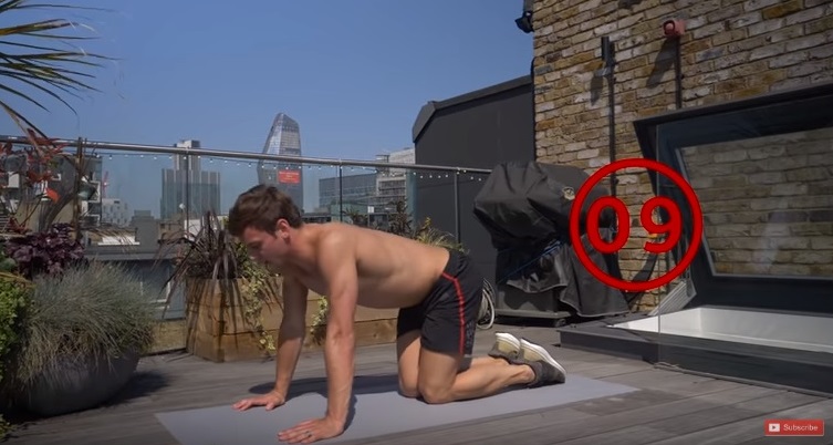 Tom Daley ensina como ficar com bunda sarada em exercício de só 6 minutos