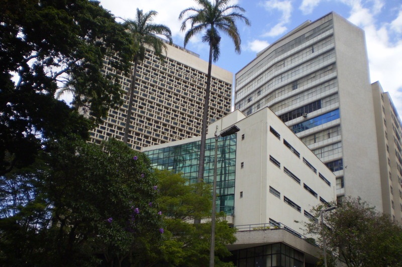Desembargador José Marcos Rodrigues Vieira, professor de Direito da UFMG, é alvo de alunos e professores após diversas condutas em sala de aula
