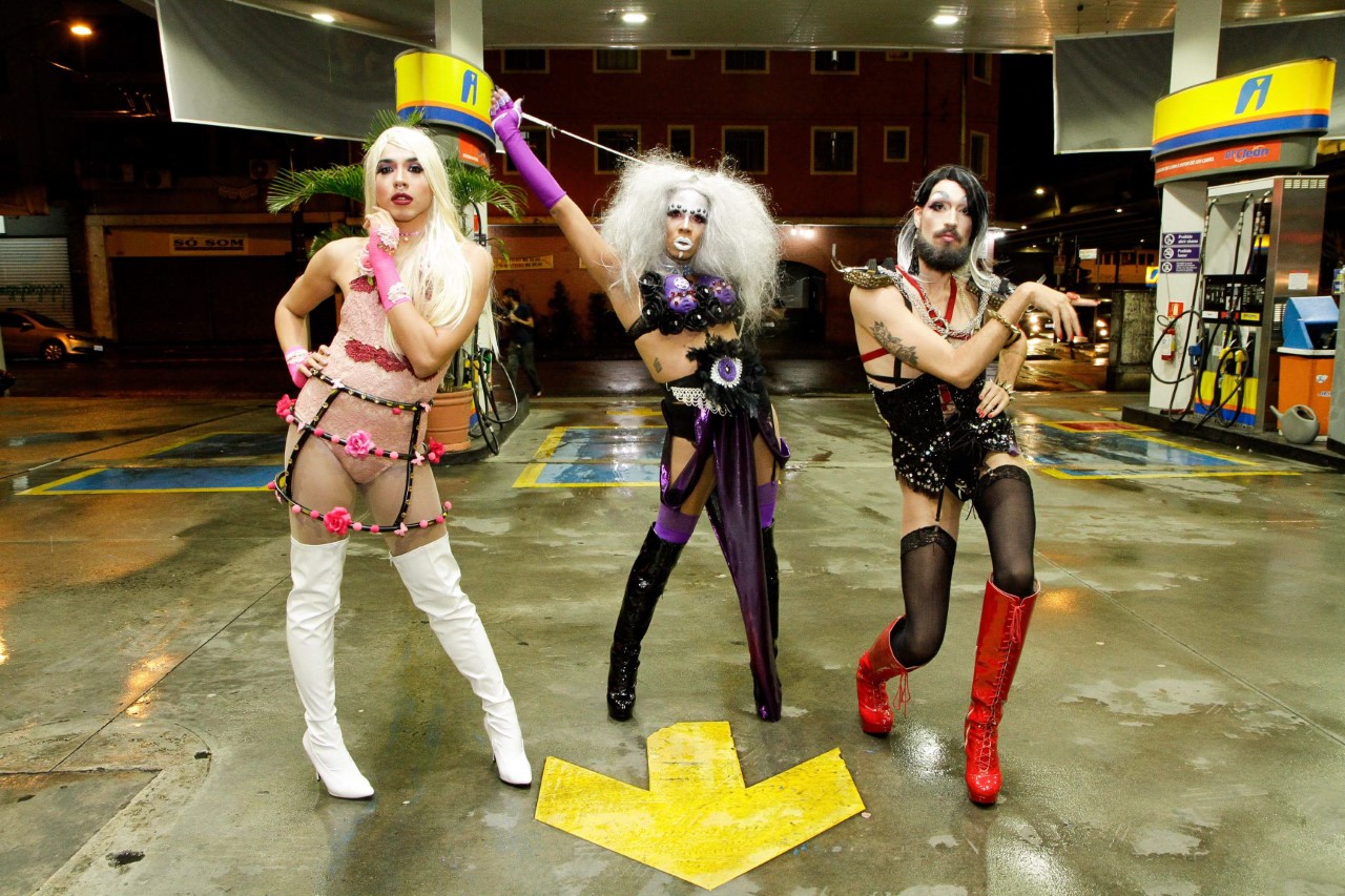 Vias a 180 Km/h: espetáculo com as drag queens Jordana Bah, Poppins e Triz faz temporada do Espaço dos Satyros 1
