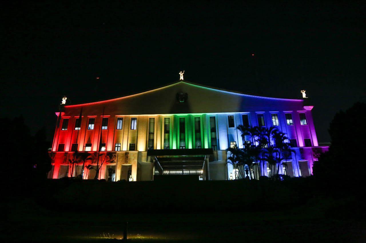 Palácio dos Bandeirantes: sede do Governo de São Paulo ganha cores do orgulho gay