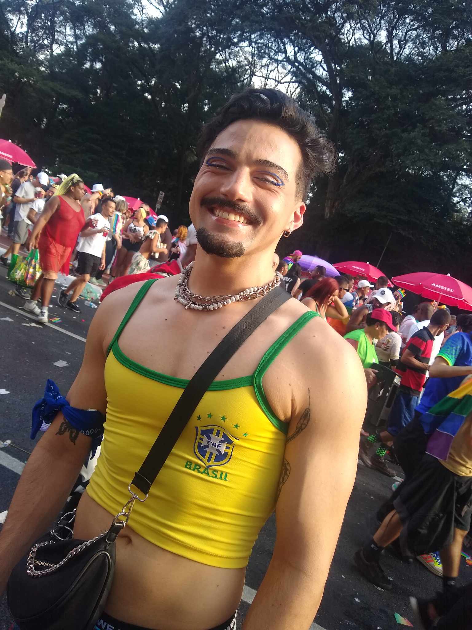 28ª Parada do Orgulho LGBT de São Paulo: fotos