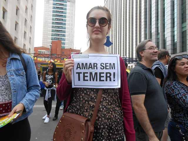 20ª Parada do Orgulho LGBT de São Paulo: confira imagens e fotos de cartazes de protestos na Avenida Paulista