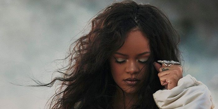 Rihanna emplaca na parada das baladas gays do Brasil