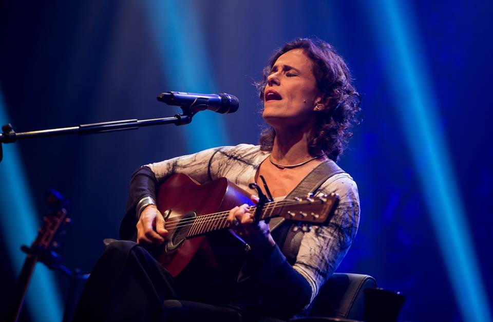 Zélia Duncan canta na Virada Cultural 2019
