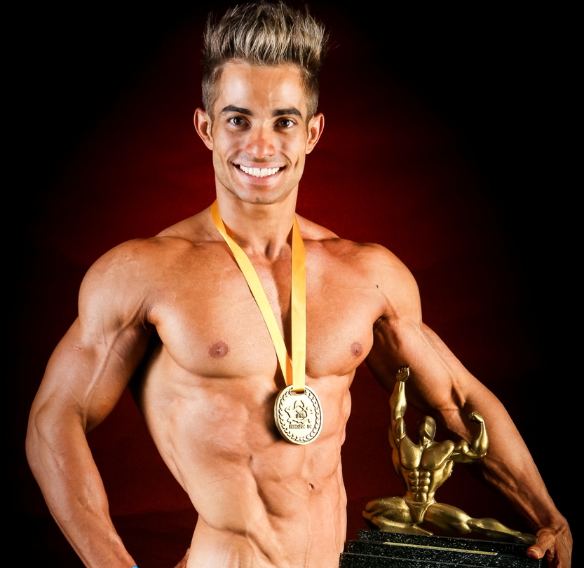 Campeão de Men's Physique fala de como dominar a mente para obter músculos
