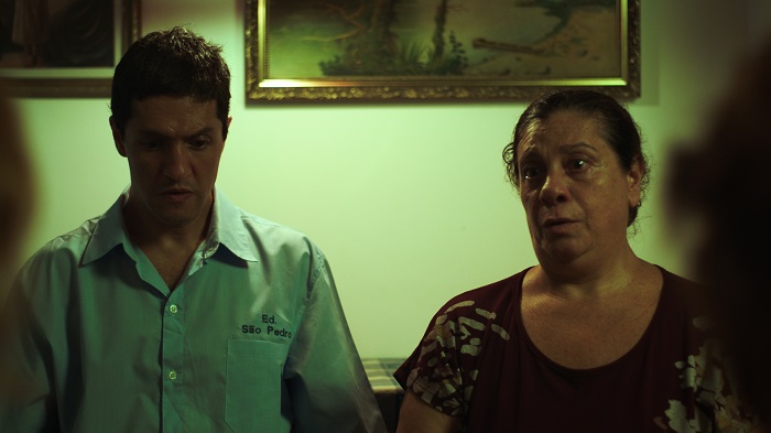 Estreia: suspense com porteiro obcecado pelo vizinho é tema de filme 