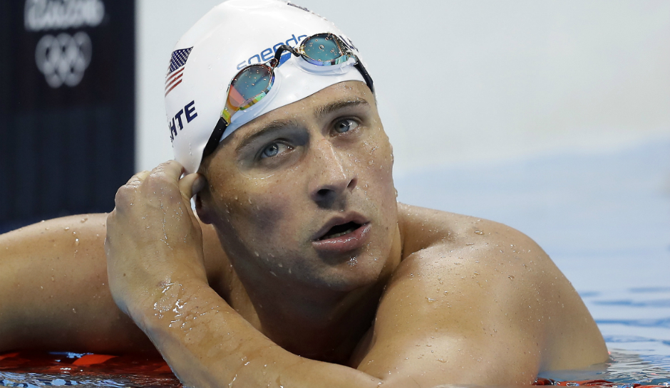Revista quer Ryan Lochte pelado e doar cachê ao Brasil