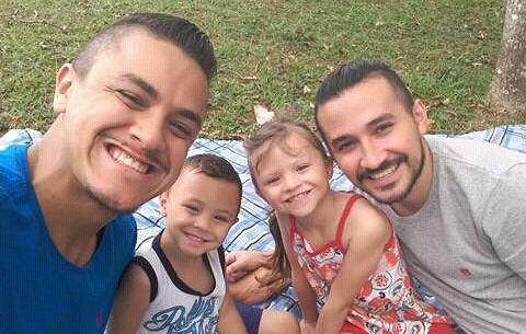 Preconceito, superação e alegria: gays falam sobre como é ser pai