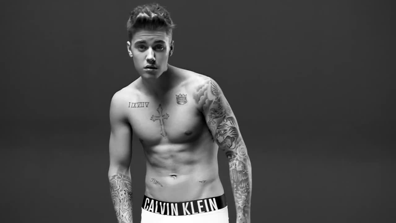 Supostas fotos de Justin Bieber 'ereto' circulam na web