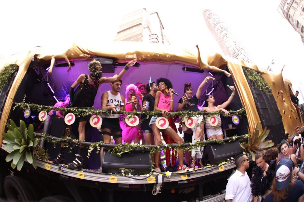 Love Fest promove reunião de blocos LGBT no Arouche