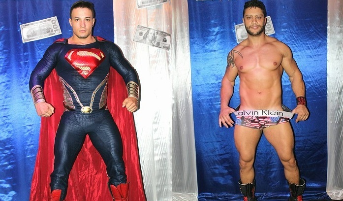 Super-heróis tiram a roupa em shows na Thermas Lagoa