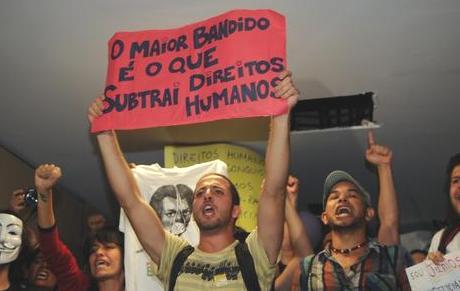 Aumenta risco de bancada evangélica voltar à presidência da CDHM